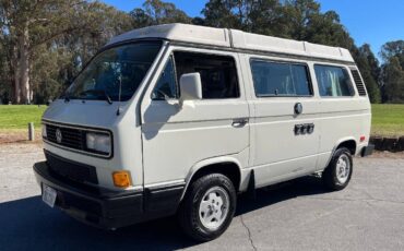 Volkswagen-Vanagon-camper-1990