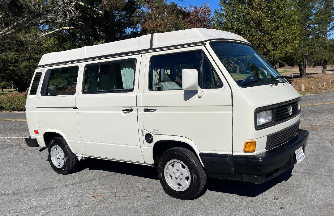 Volkswagen-Vanagon-camper-1990-9