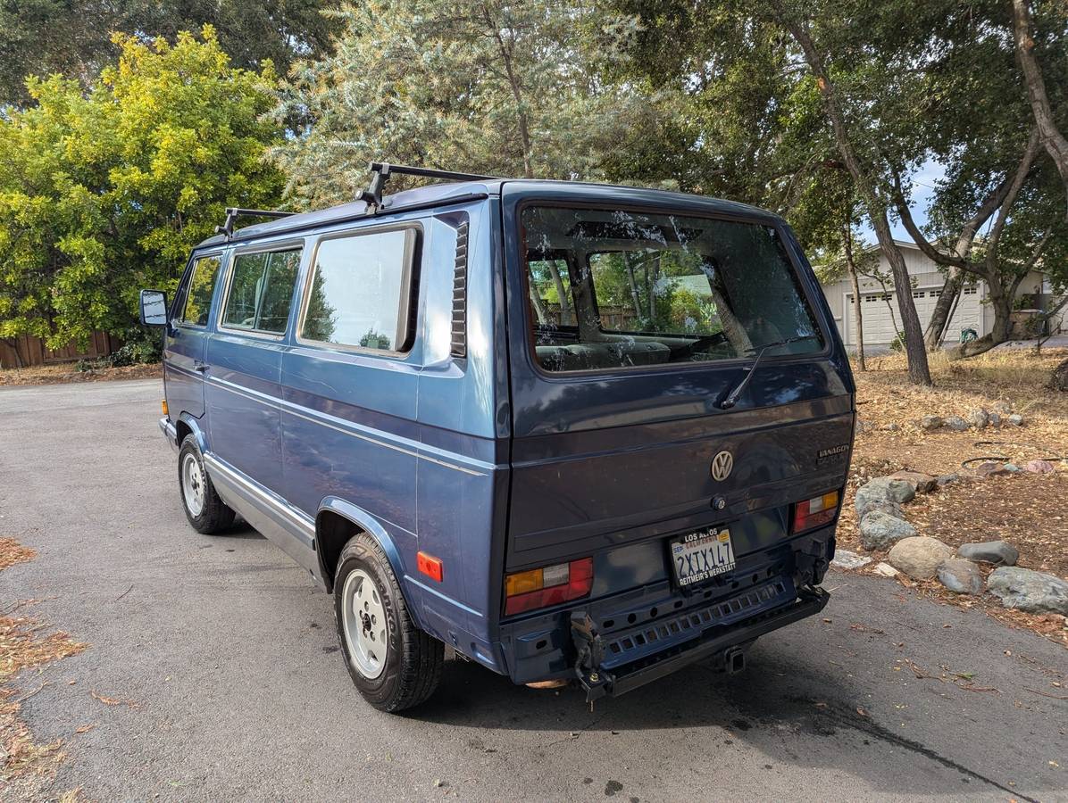 Volkswagen-Vanagon-carat-1990