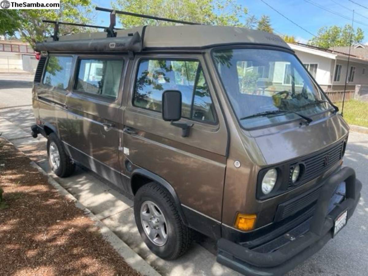 Volkswagen-Vanagon-westfalia-1985-1