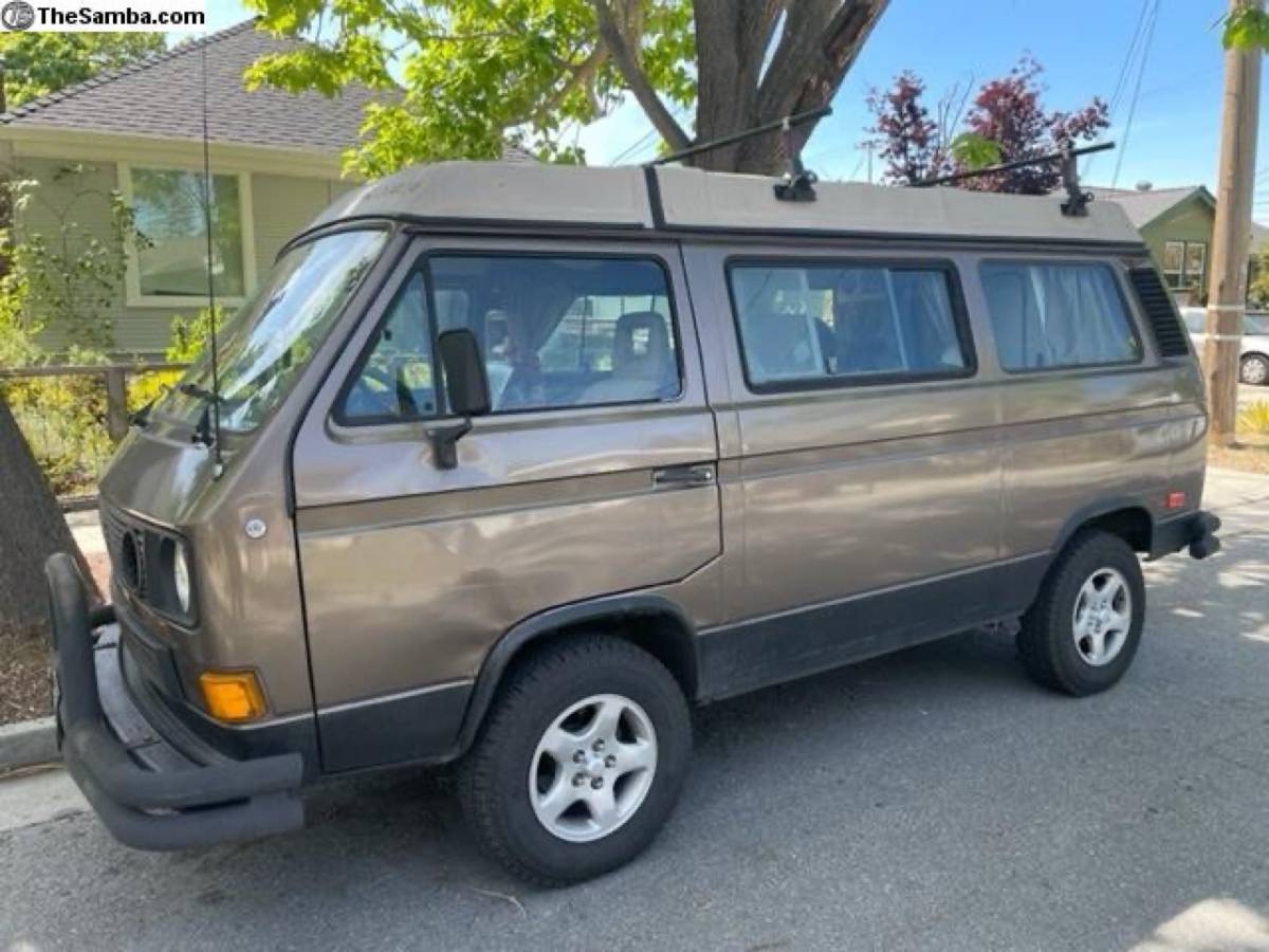 Volkswagen-Vanagon-westfalia-1985