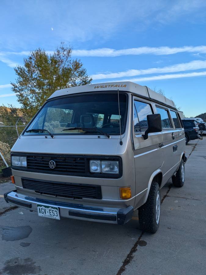 Volkswagen-Vanagon-westfalia-1987-2