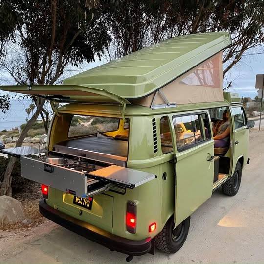 Volkswagen-Vw-bus-1979-13