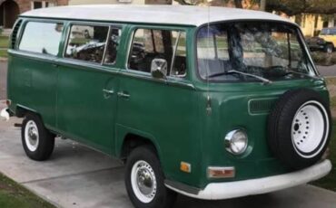 Volkswagen-Vw-transporter-bus-1970