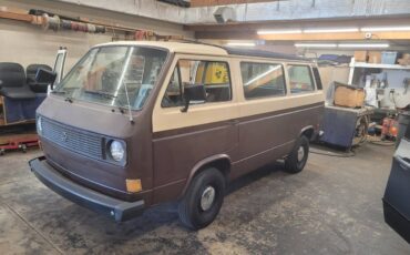 Volkswagen-Vw-vanagon-1981