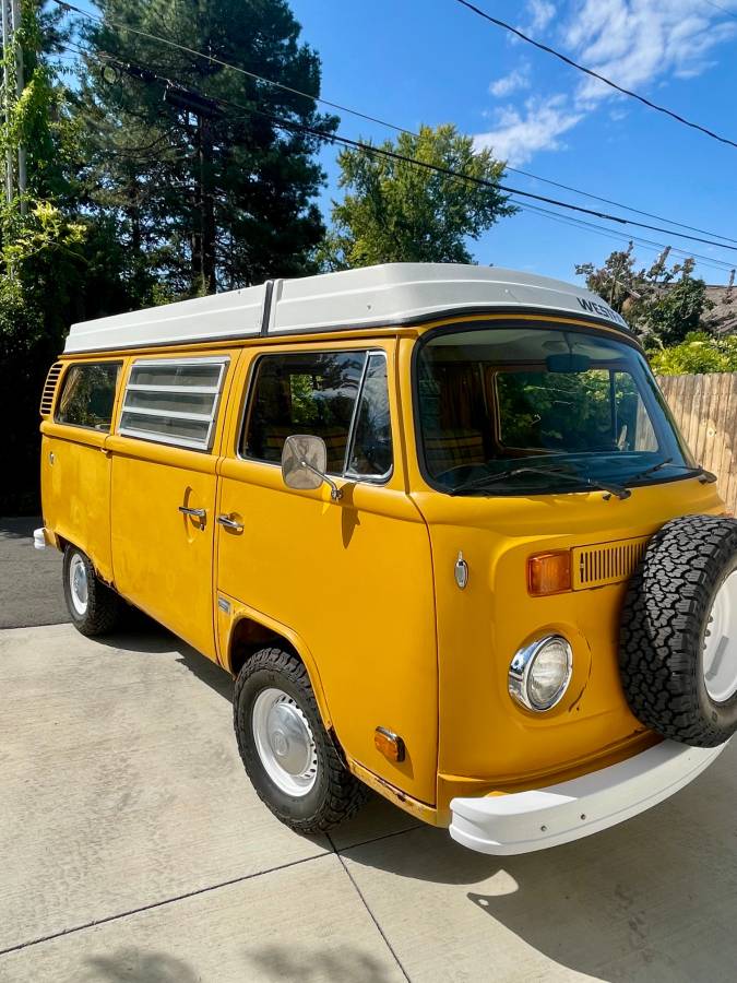 Volkswagen-Westfalia-1976-5