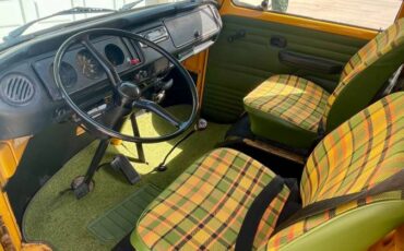 Volkswagen-Westfalia-1976-6