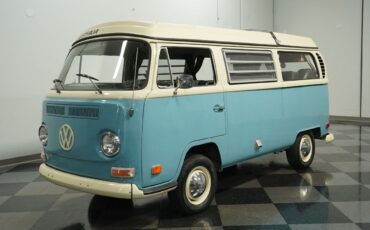 Volkswagen-Westfalia-Camper-1970-5