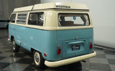 Volkswagen-Westfalia-Camper-1970-7