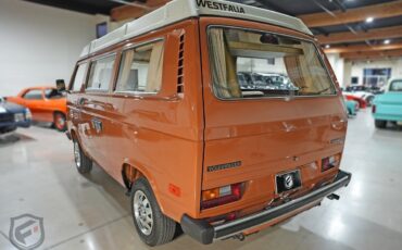 Volkswagen-Westfalia-Camper-1980-5