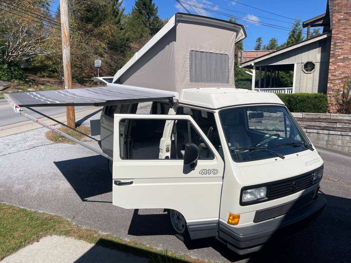 Volkswagen-Westfalia-syncro-1990-4