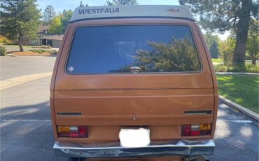 Volkswagen-Westfalia-vanagon-1983-14