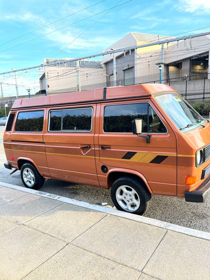 Volkswagen-Westfalia-vanagon-1983-2