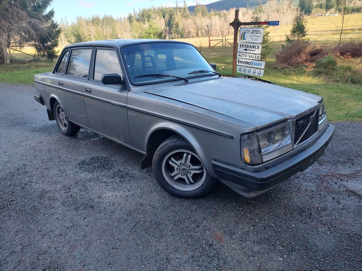 Volvo-240-turbo-1984-14