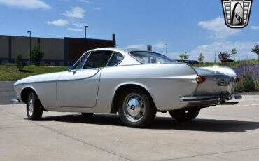 Volvo-P1800-S-Coupe-1965-4