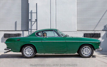 Volvo-P1800E-1972-4