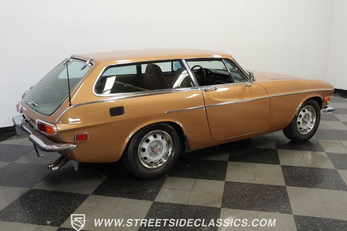 Volvo-P1800ES-1972-12