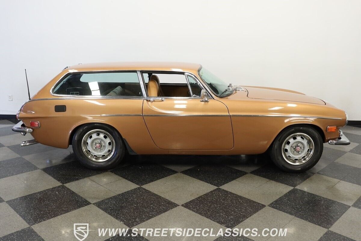 Volvo-P1800ES-1972-13