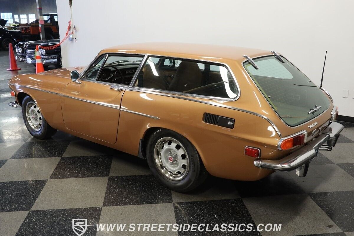 Volvo-P1800ES-1972-7