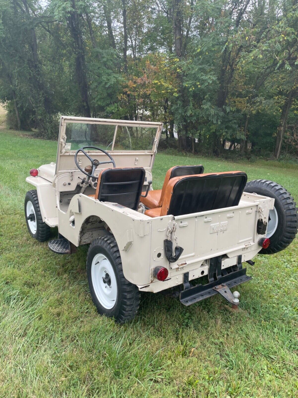 Willys-CJ2A-Cabriolet-1947-3