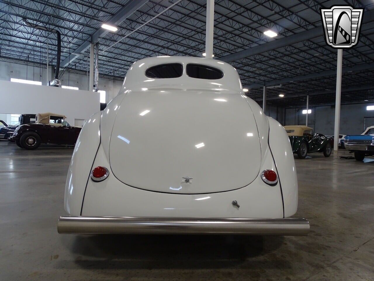 Willys-Coupe-1940-4