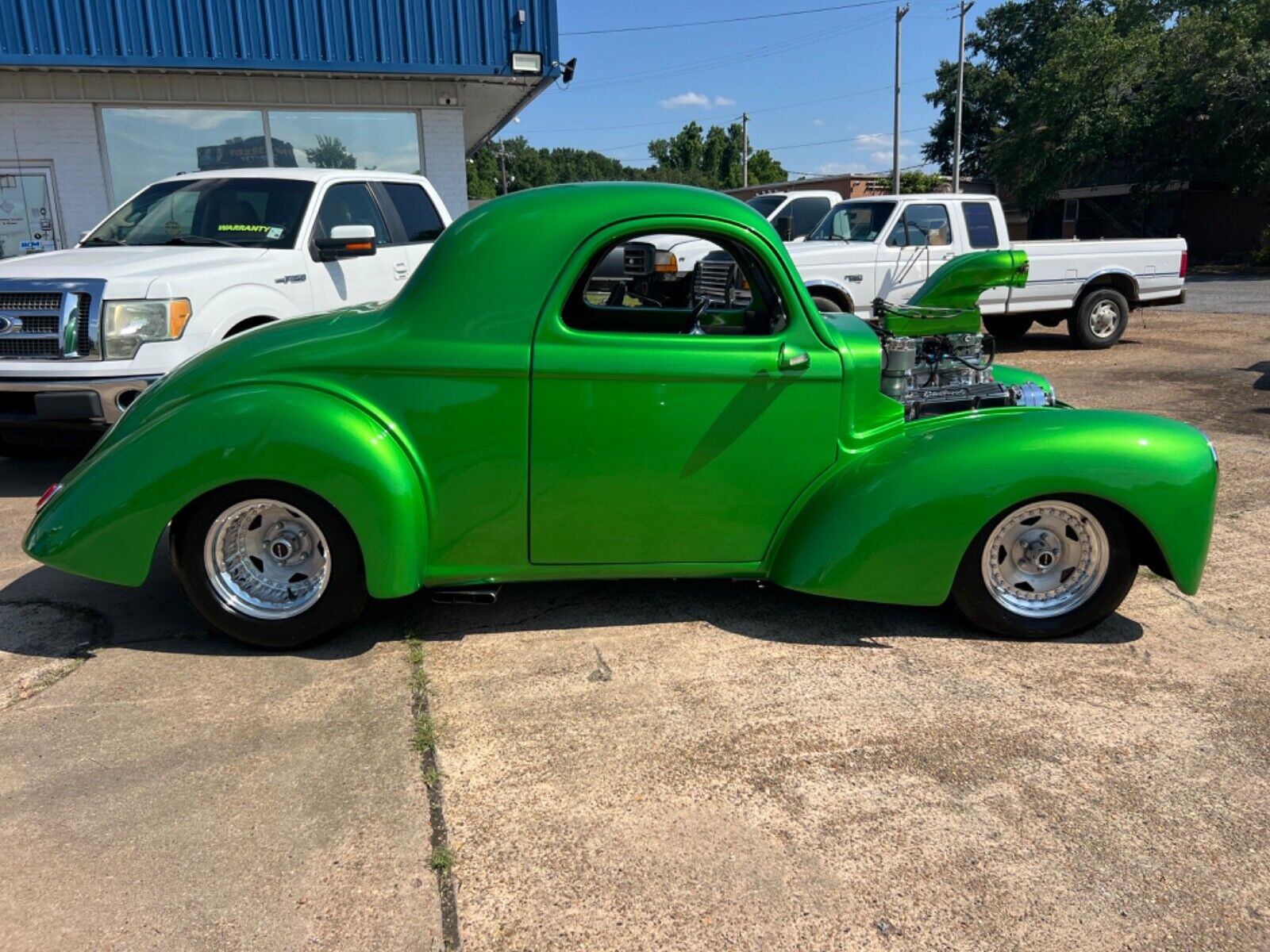 Willys-Coupe-Coupe-1941-6