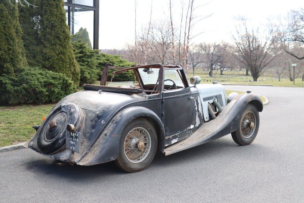 Aston-Martin-2-litre-Drophead-Coupe-1938-2