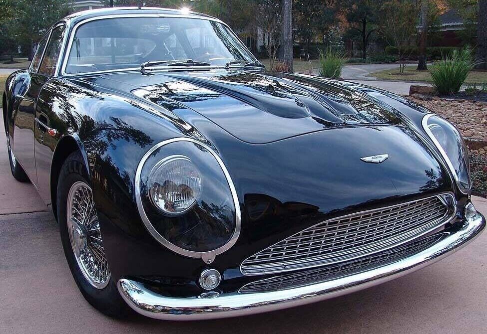 Aston-Martin-DB4GT-Coupe-1960-11