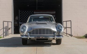 Aston-Martin-DB5-1965-2