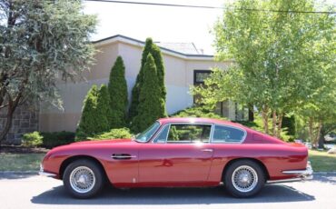 Aston-Martin-DB6-1967-3