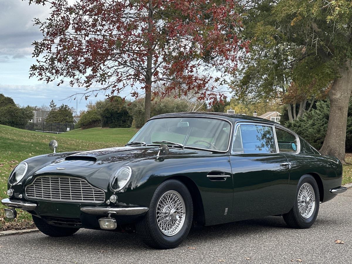 Aston-Martin-DB6-Coupe-1966-21