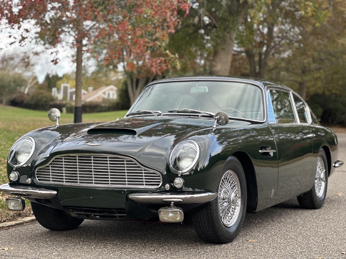 Aston-Martin-DB6-Coupe-1966-22