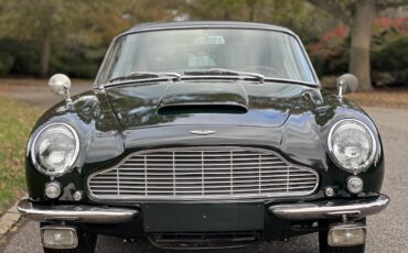 Aston-Martin-DB6-Coupe-1966-24