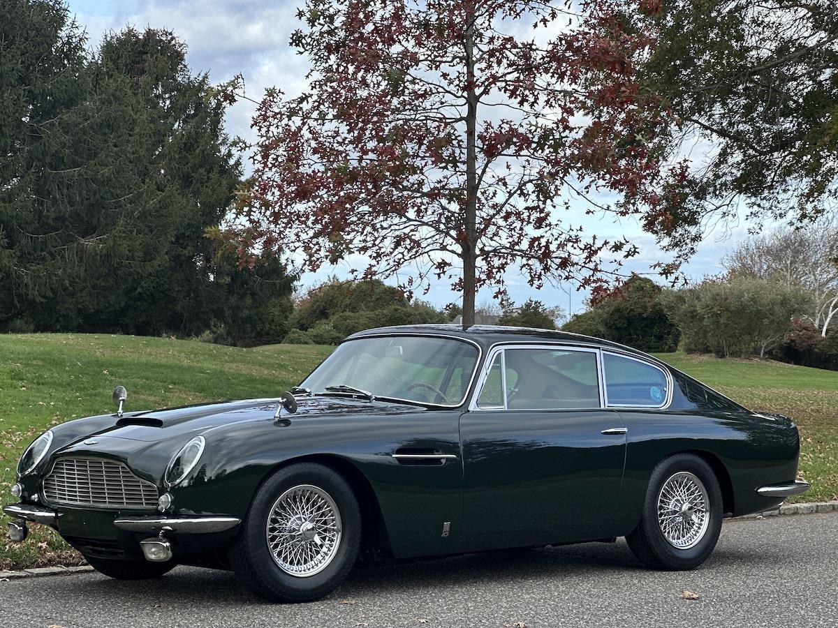 Aston-Martin-DB6-Coupe-1966-25