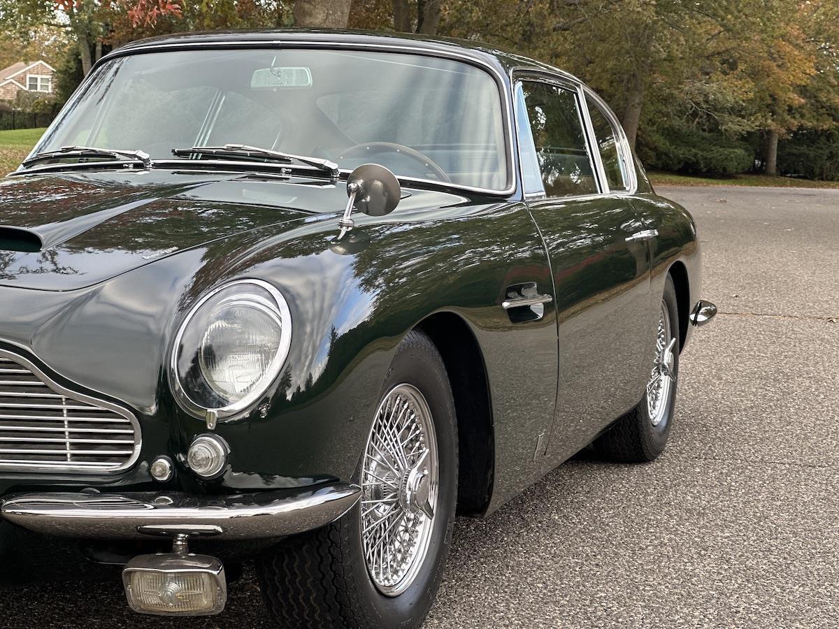 Aston-Martin-DB6-Coupe-1966-29