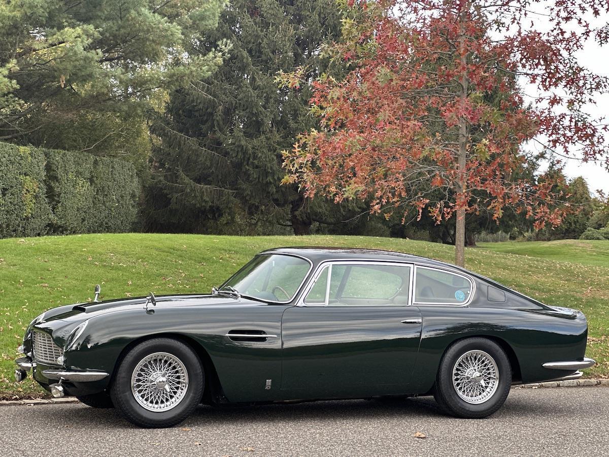 Aston-Martin-DB6-Coupe-1966-37