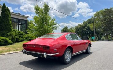 Aston-Martin-DBS-V8-1971-4