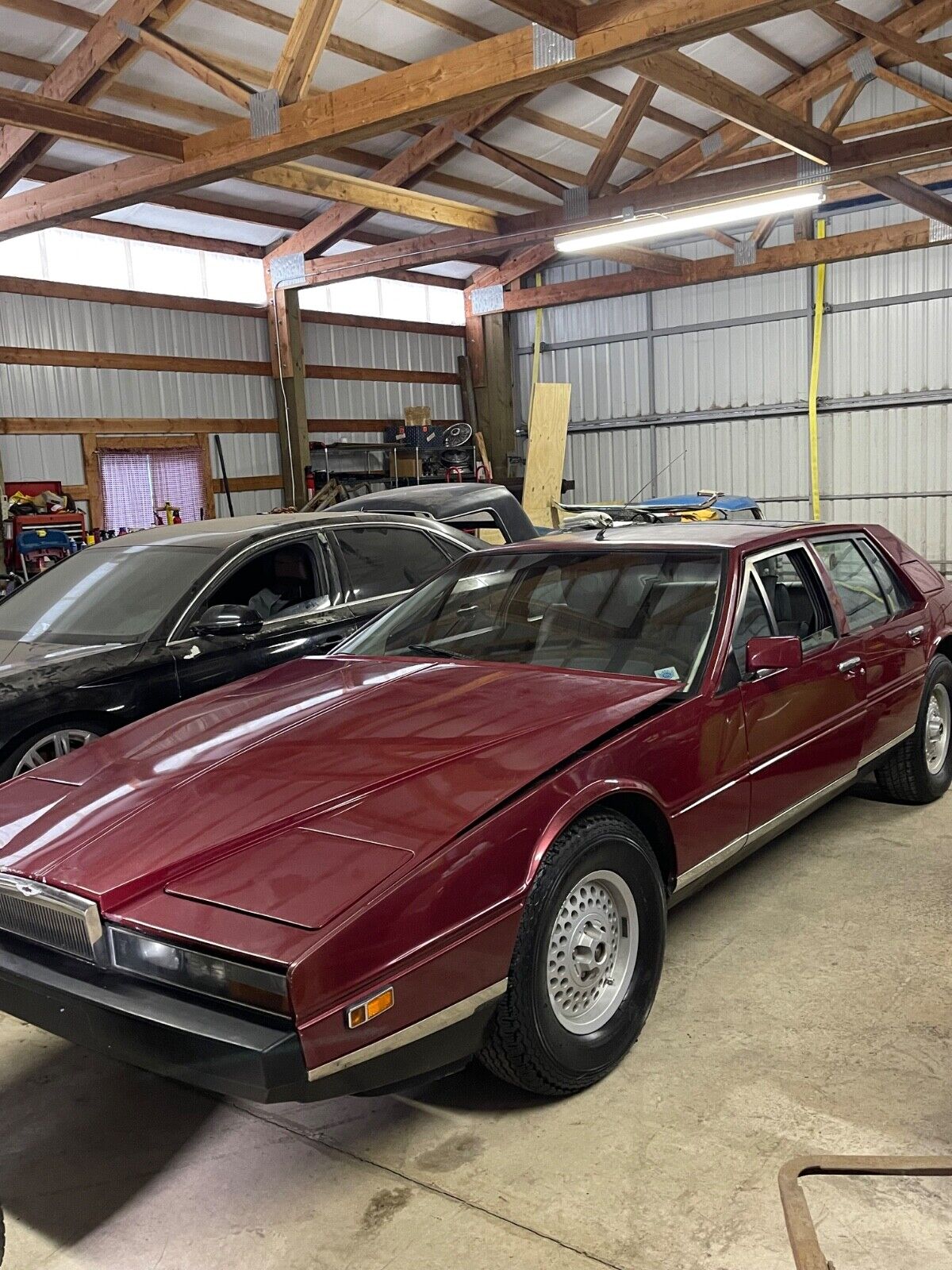 Aston Martin Lagonda Berline 1984 à vendre