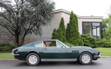 Aston-Martin-V8-Series-3-1976-2