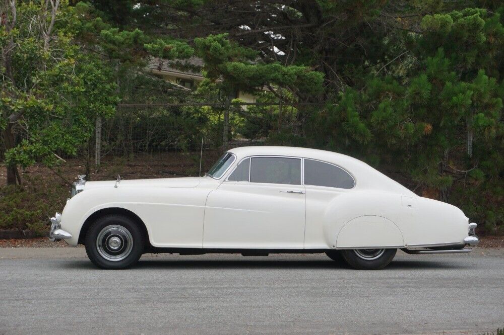 Bentley-R-Type-1953-3