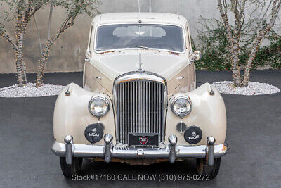 Bentley-R-Type-Saloon-1953-1