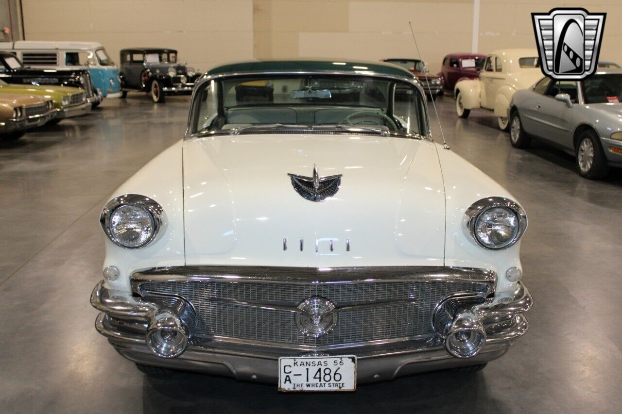 Buick-Century-Berline-1956-8