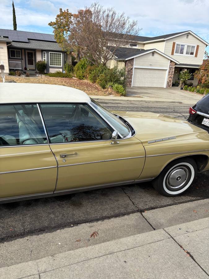 Buick-Electra-225-1974-2