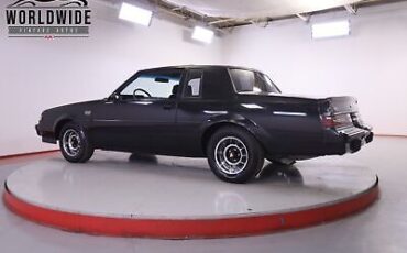 Buick-Grand-National-1987-4