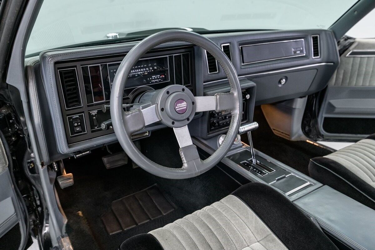 Buick-Grand-National-Coupe-1987-10