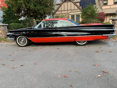 Buick-LeSabre-Coupe-1960-2