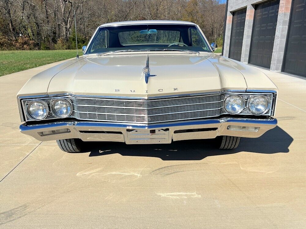 Buick-LeSabre-Coupe-1966-6