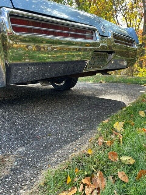 Buick-LeSabre-Coupe-1969-2