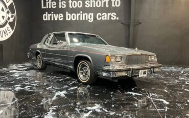 Buick-Lesabre-limited-1985