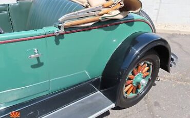 Buick-Model-24-DeLuxe-Sport-Roadster-Cabriolet-1928-21